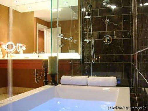 Rocky River Inn New Milford Bilik gambar